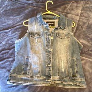 Adorable Maurice’s denim vest.